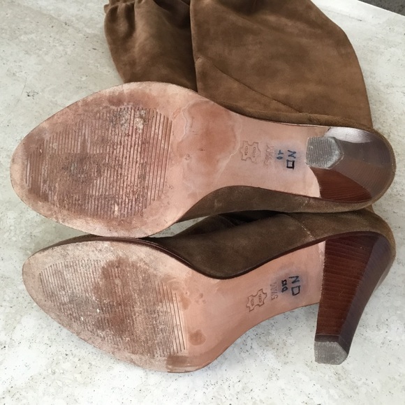 MICHAEL Michael Kors Vintage Slouchy Suede Knee-High Boots - Picture 8 of 8